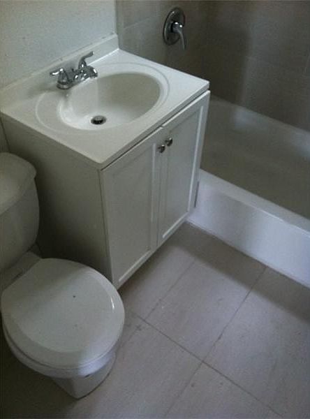 2nd image of 535 NW 7th St APT 2