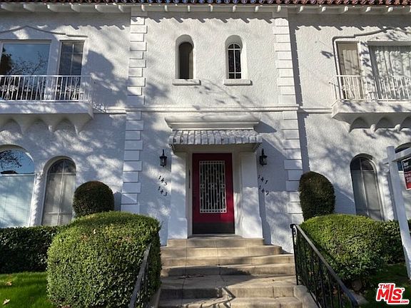 3rd image of 145 N Sycamore Ave #145