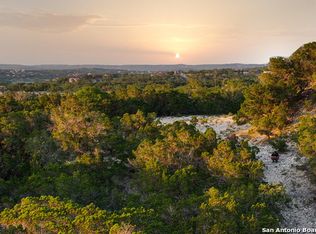 1729 Whispering Hills Dr, Canyon Lake, TX 78133