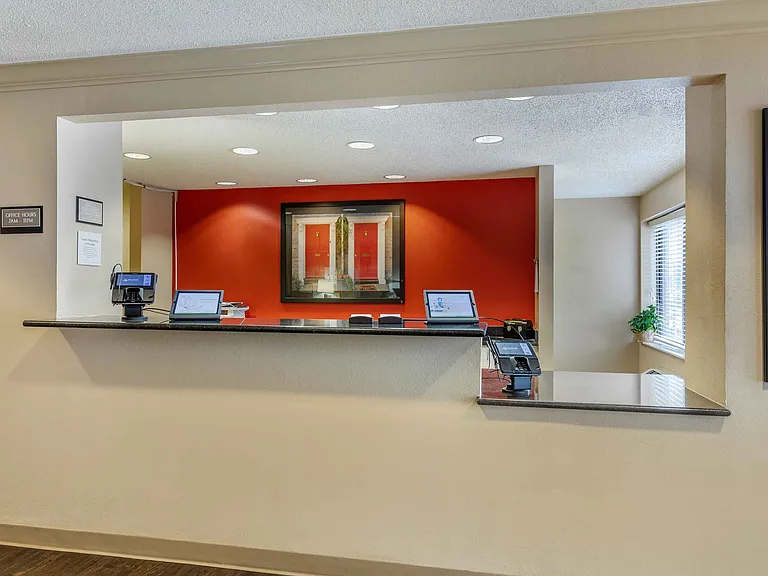 Lobby and Guest Check-in