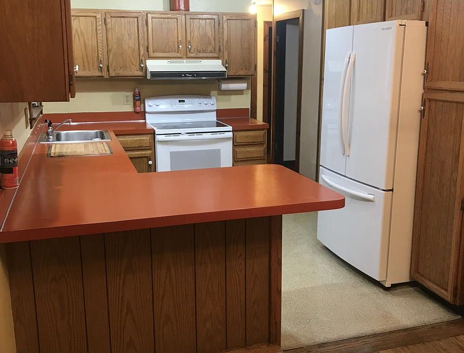 1st image of 1265 Holly Pl
