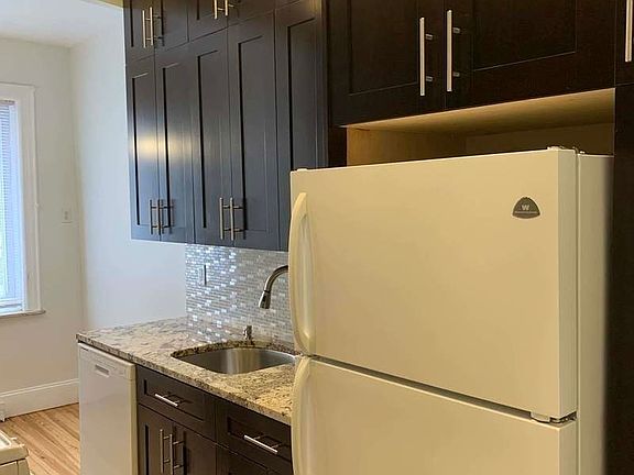 3rd image of 45-40 43rd St #1F