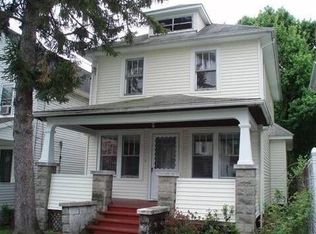 41 Maple St, Newburgh, NY 12550