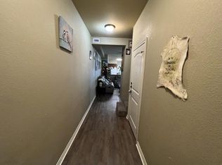 472 Pecan Holw, Ennis, TX 75119