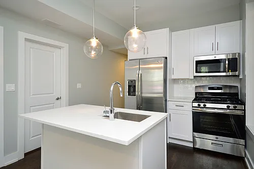 2721 W Division St #3F Photo 1