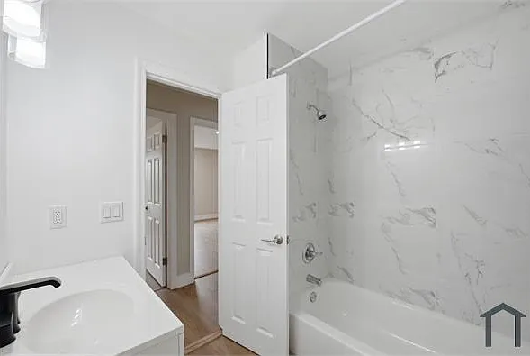 7318 NW 75th St — Photo 23
