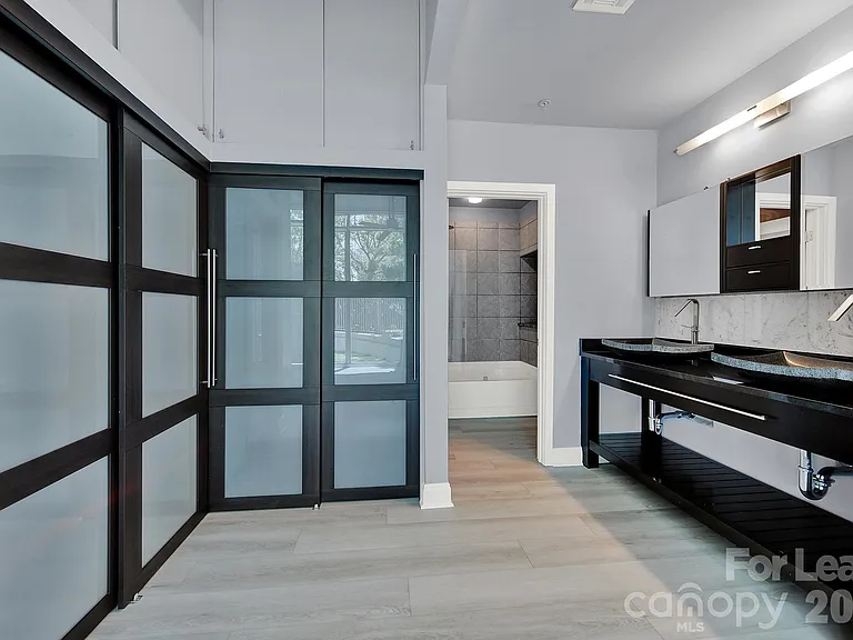 210 N Church St #1002 — Photo 18