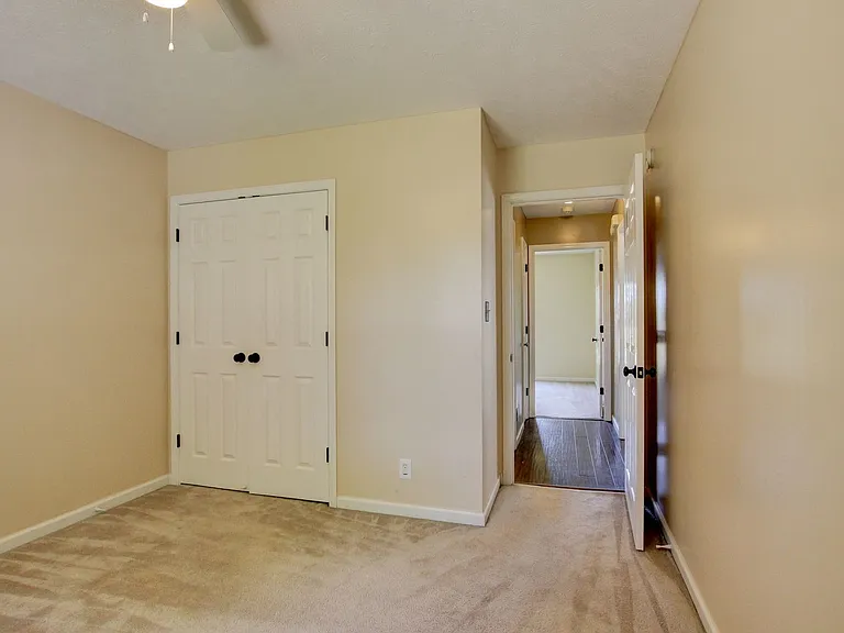 3729 Kendra Ct N — Photo 44