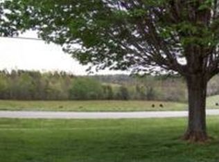 1227 Robinwood Rd, Newton, NC 28658