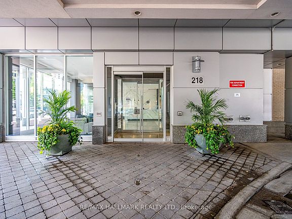 2nd image of 218 Queens Quay W #402