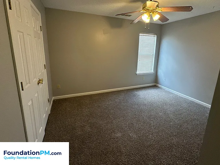 7063 Beringer Dr S — Photo 15