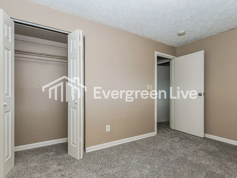4230 Kitridge Rd — Photo 12
