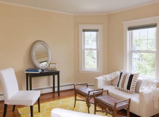 33 Aberdeen Ave #3, Cambridge, MA 02138