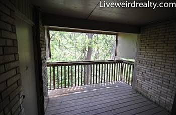 4th image of 1824 S I H 35 APT 101