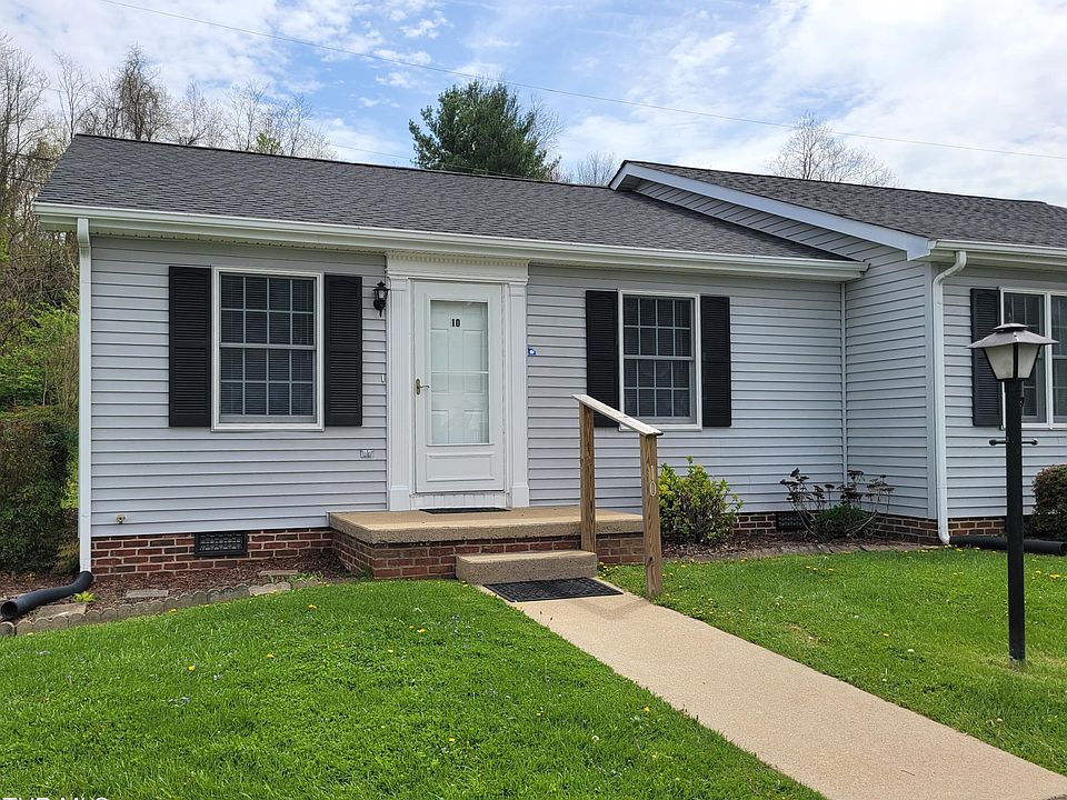 1st image of 952 Beverly Dr #10