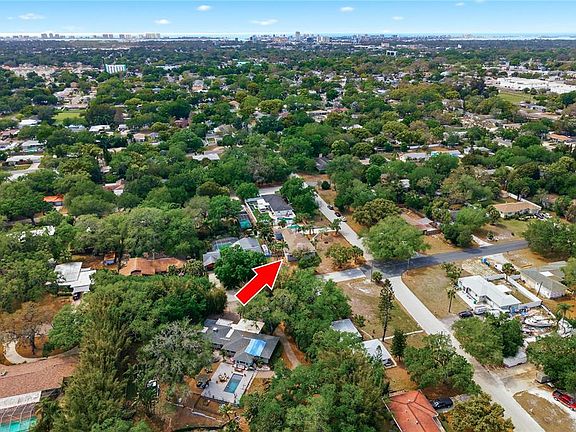 2nd image of 1757 MAGNOLIA DRIVE