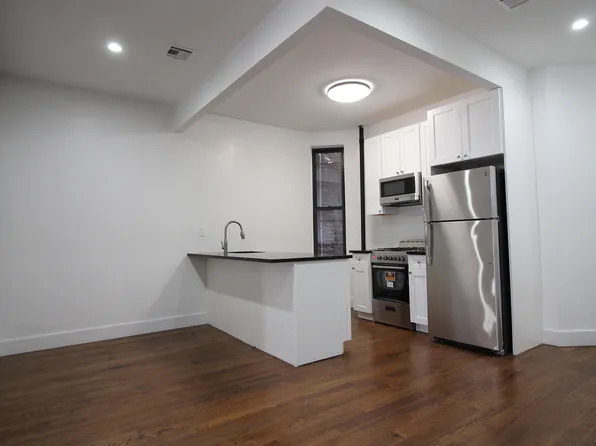 920 Madison Street image 1 of 12