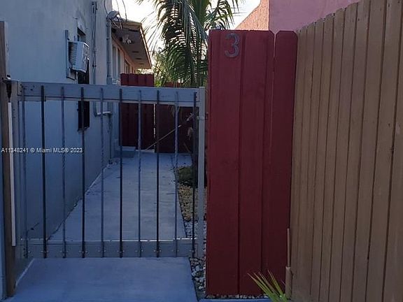 3rd image of 312 9th Ave N APT 3