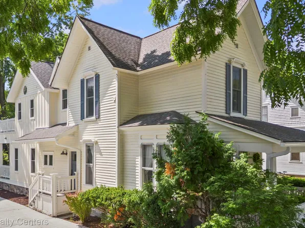 116 S Rogers St, Northville, MI 48167