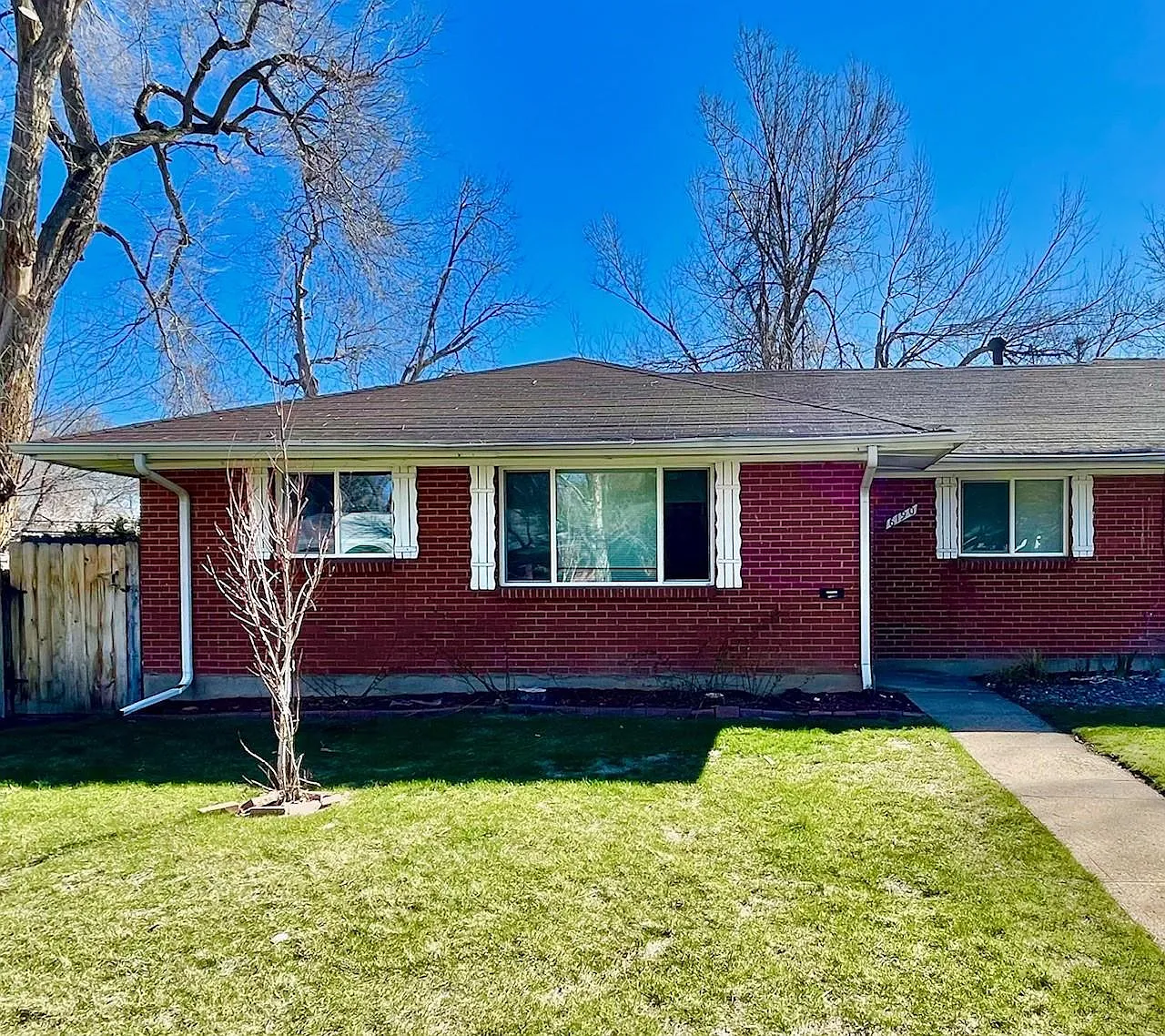 2 bed, 750 sqft, $1,800 — Photo 1