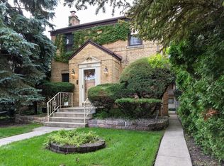 8246 N Oleander Ave, Niles, IL