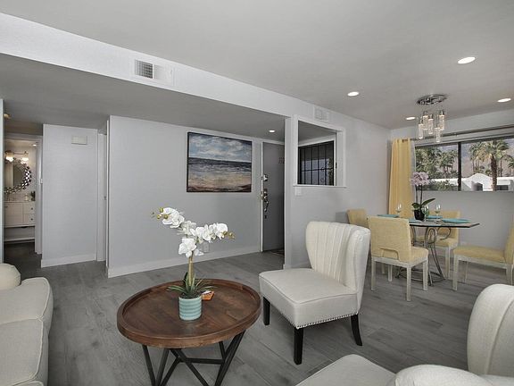 5th image of 5301 Waverly Dr Unit 192