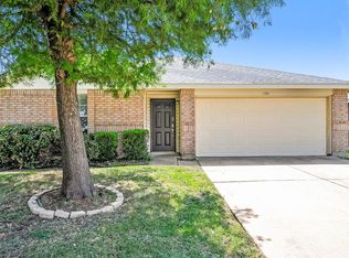 1508 Queens Brook Ln, Fort Worth, TX 76140