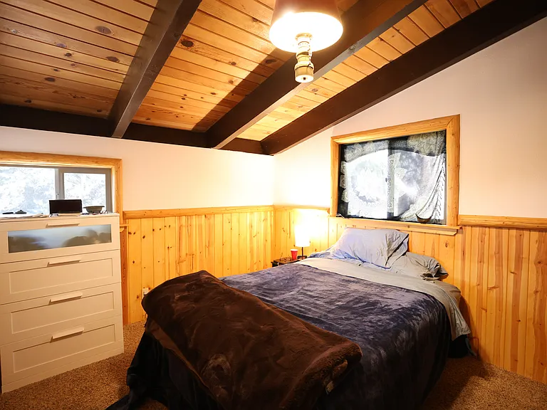 43615 Wolf Rd — Photo 17