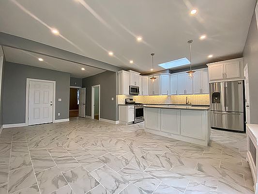 1st image of 222 Boerum St #1