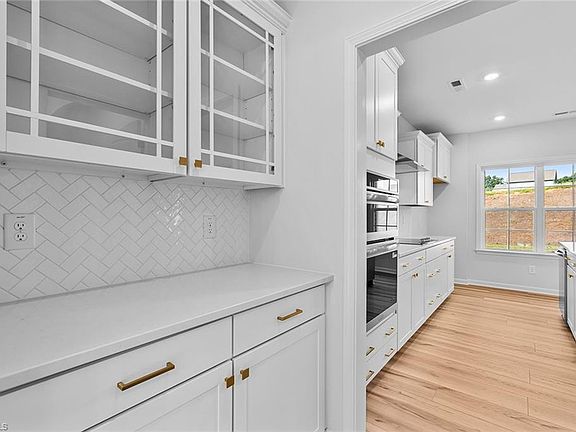 6th image of this home