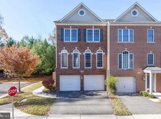 5386 Lavender Mist Ct, Centreville, VA 20120