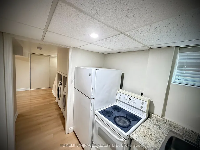 12 Roselm Rd — Photo 17