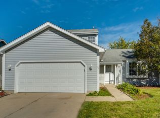 96 W Abbey Ln, Round Lake Park, IL 60073