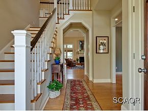 3rd image of 35 Eleanor Lee Ln E