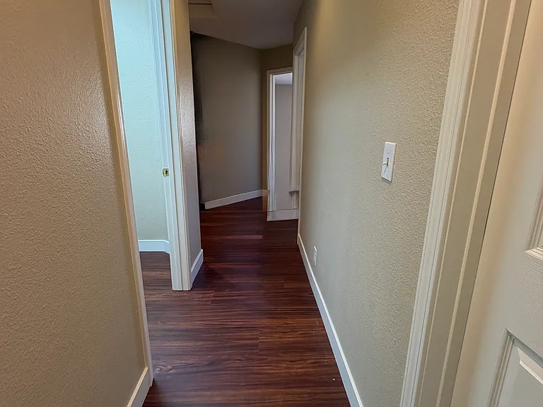 8922 Del Rio Cir — Photo 18