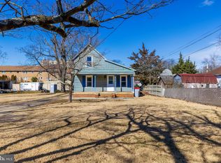 1054 E Chestnut Ave, Vineland, NJ 08360