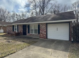 904 Ridgewood Dr, Plainfield, IN 46168