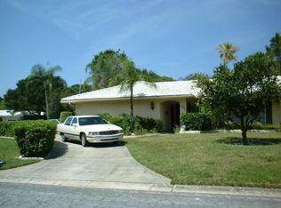 1726 Meredith Ln, Belleair, FL 33756