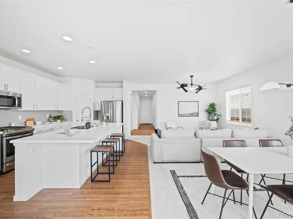 838 N Yantley Street, Aurora, CO 80018