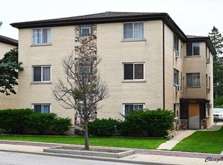 8545 Grand Ave APT 2N, River Grove, IL 60171