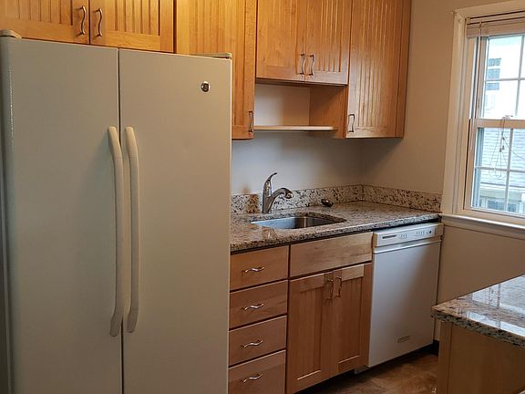 3rd image of 230 N Essex Ave #2