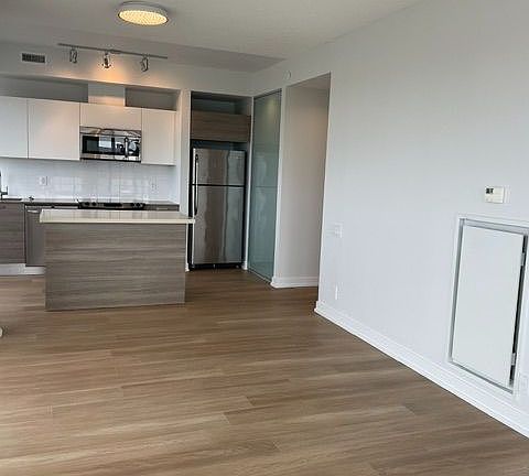5th image of 1815 Yonge St #1504
