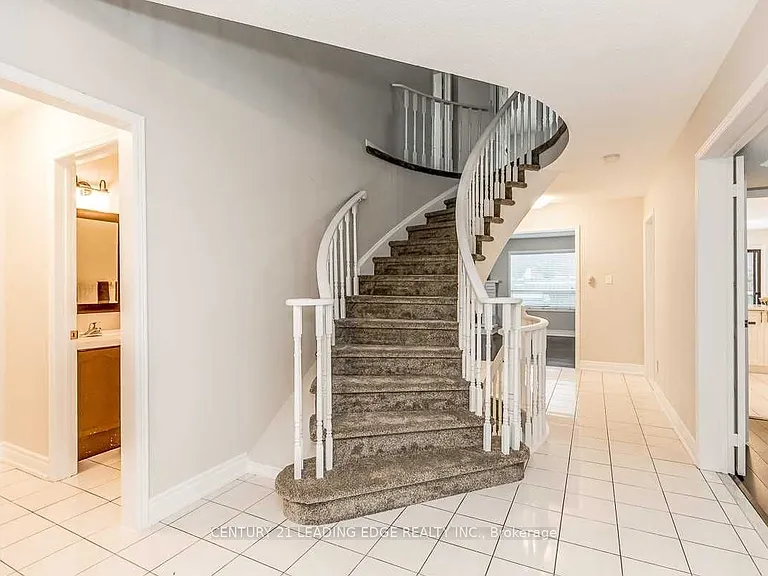 90 Cityview Cir — Photo 15