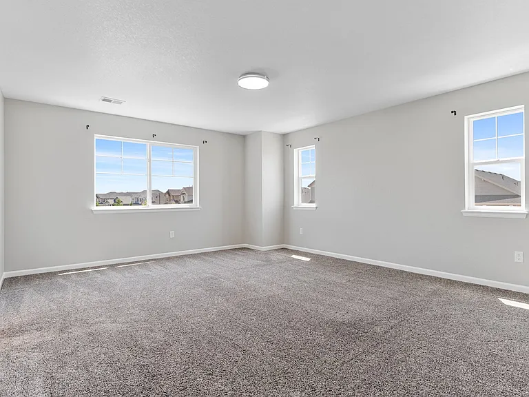 490 W Ridge Cir — Photo 27