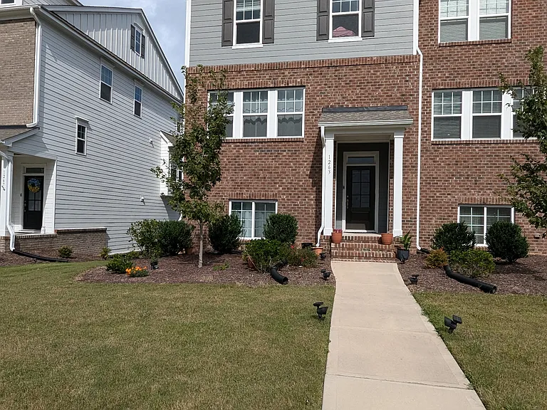 1263 Herb Garden Way — Photo 32