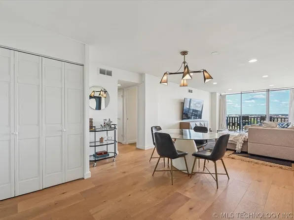 1502 S Boulder Ave APT 17M, Tulsa, OK 74119
