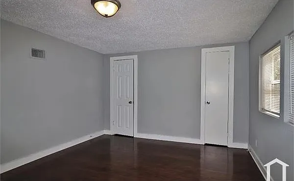 3 bed, 1272 sqft, $1,650 — Photo 4