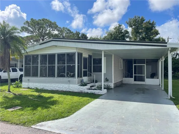 2711 Breezewood Dr, North Fort Myers, FL 33917