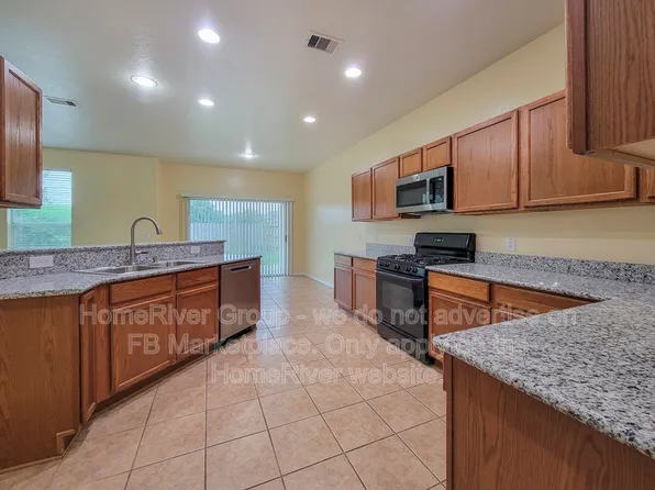 11034 Dellrose Crossing Dr, Richmond, TX 77406