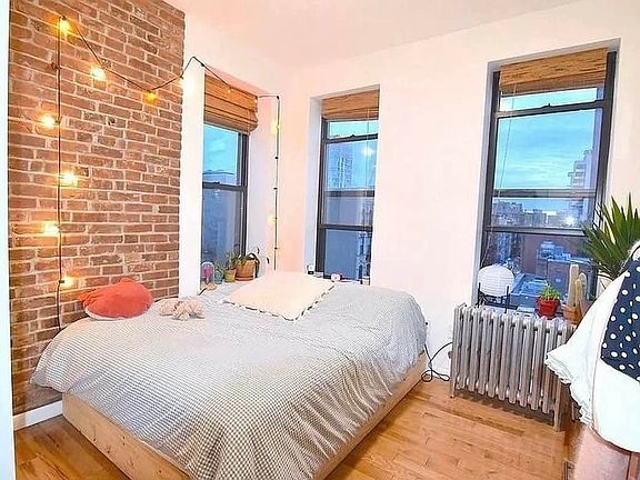 3rd image of 86 Stanton St APT 14